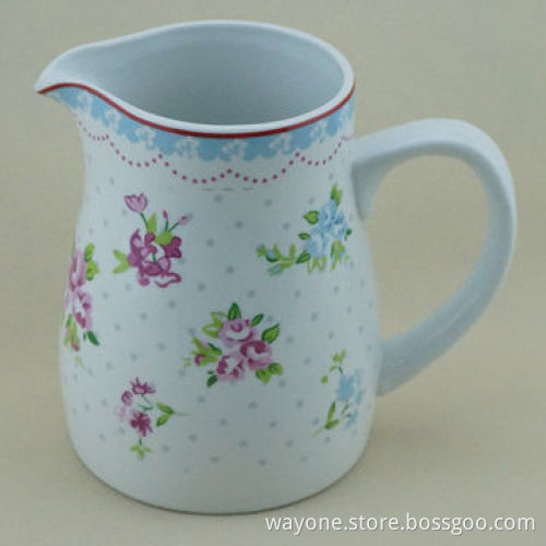 Cake Stand, Made of New Bone China and Porcelain, Measures 9 and 10 Inches, for Cupcakes